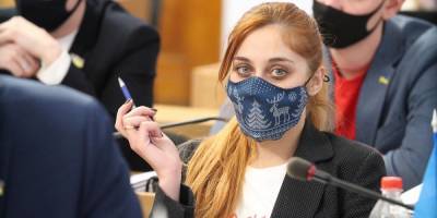 Нацкорпус ворвался на сессию Николаевского горсовета, фракция ППШ покинула зал в знак протеста - sharij.net - Николаев