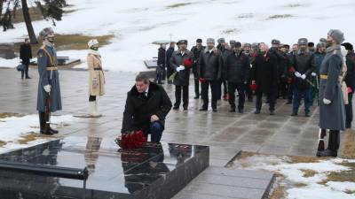 Андрей Бочаров - Дмитрий Азаров - В Волгоградской области отметили годовщину победы в Сталинградской битве - russian.rt.com - Волгоградская обл. - Самарская обл. - Сталинград
