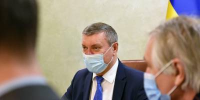 Дмитрий Наталуха - Олег Уруский - В Раде начали собирать подписи за отставку вице-премьера Уруского - nv.ua