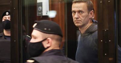 Алексей Навальный - Навальный получил реальный срок - readovka.news - Москва - Омск - Томск