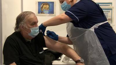 Дефицит вакцин и снятие ограничений: ситуация с COVID-19 в мире - vesti.ru - Южная Корея - Токио - Япония - Бостон - Нью-Йорк - штат Коннектикут - Брюссель