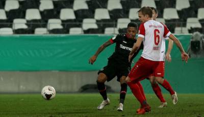 Байер сенсационно проиграл Рот-Вайсс Эссену в 1/8 финала Кубка Германии - sportarena.com