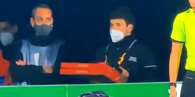 На матче Лиги Европы внезапно появился курьер с пиццей — видео - nv.ua - Норвегия