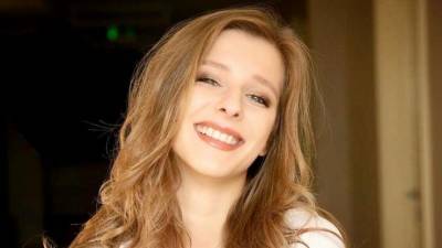 Елизавета Арзамасова - Илья Авербух - «Соответствовало настроению»: Арзамасова объяснила выбор свадебного платья - 5-tv.ru