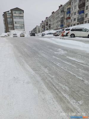 Холмчанка пожаловалась на скользкие дороги и тротуары - sakhalin.info - Холмск