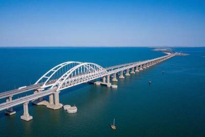 Возобновлена работа Крымского моста в штатном режиме - versia.ru - Тамань