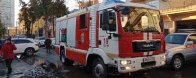 В Сочи эвакуировали 23 человека из-за пожара в гостинице - runews24.ru - Сочи - Краснодарский край