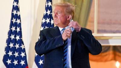Дональд Трамп - Мелания Трамп - Энтони Фаучи - Врач назвал везением быстрое выздоровление Трампа от COVID-19 в 2020 году - iz.ru - США