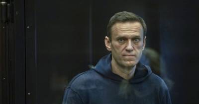 Алексей Навальный - Несмотря на требование ЕСПЧ: российский суд не отменил приговор Навальному, но сократил срок - dsnews.ua - Россия