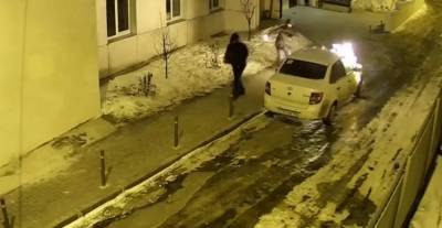 Жительнице Воронежа, требовавшей от УК перерасчета за тепло, сожгли машину (ВИДЕО) - gorcom36.ru - Воронеж