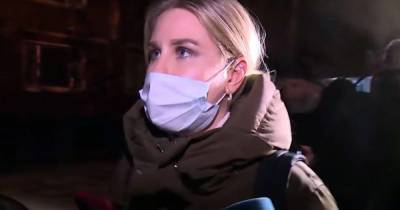 Любовь Соболь - Юлия Иванова - Завершено расследование дела о вторжении Соболь в квартиру пенсионерки - ren.tv - Москва