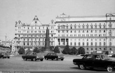 Феликс Дзержинский - "Возвращение Дзержинского на Лубянку — последний гвоздь в крышку гроба либерализма" - argumenti.ru