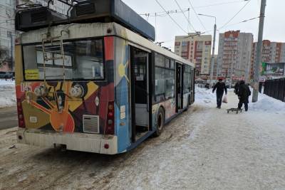 Смоляне больше не смогут получать знания в троллейбусе - mk-smolensk.ru - Смоленск