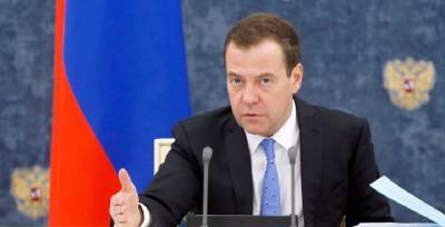 Дмитрий Медведев - Виктор Медведчук - Оксана Марченко - Медведев, говоря о санкциях СНБО Украины против Медведчука, вспомнил инквизицию и тройки НКВД - ТЕЛЕГРАФ - telegraf.com.ua - Россия - Киев