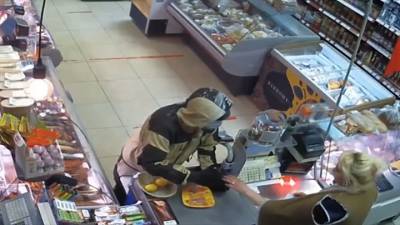 Ирина Волк - Рецидивист с ножом ограбил подмосковный "Клондайк" - vesti.ru - Курская обл.