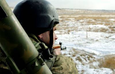 Дмитрий Песков - В Кремле обеспокоены возможным обострением ситуации на Донбассе после решений СНБО по телеканалам и Медведчуку - sharij.net - США - Киев
