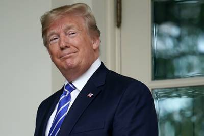 Дональд Трамп - Личные официанты Трампа раскрыли его пристрастия в еде на посту президента - lenta.ru - США - Вашингтон