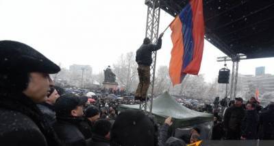 Сейран Оганян - Экс-министр обороны Армении призвал армию присоединиться к народным акциям протеста - ru.armeniasputnik.am - Армения - Ереван