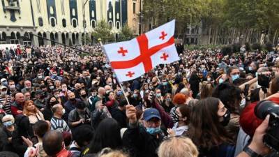 Ника Мелия - В Тбилиси вспыхнули протесты: полиция начала задерживать людей – фото - 24tv.ua - Грузия - Тбилиси