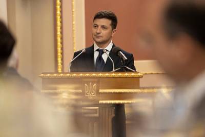 Владимир Зеленский - Виктор Медведчук - Оксана Марченко - Жена Медведчука рассказала о помощи Зеленскому в трудоустройстве на телевидении - lenta.ru