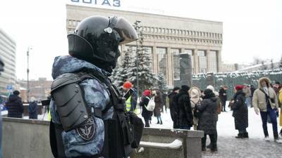 Юлия Иванова - В Москве возбудили дело о нападении на омоновца на незаконной акции 31 января - iz.ru - Москва