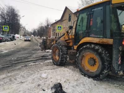В Горроще в Рязани на дорогу просыпали отходы природного происхождения - 7info.ru - Рязань