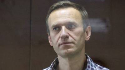 Алексей Навальный - Дмитрий Аграновский - «Как слону дробина»: адвокат оценил приговор Навальному по делу о клевете - 5-tv.ru