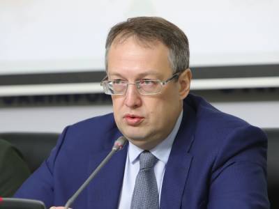Антон Геращенко - Военнослужащие крадут и продают оружие, это результат бардака в частях – Геращенко о взрыве в Дрогобыче - gordonua.com - Львовская обл.