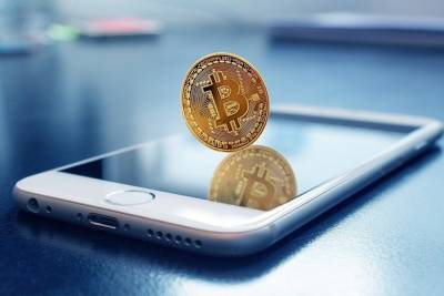 Илон Маск - Илон Маск прокомментировал стоимость биткоина - mk.ru