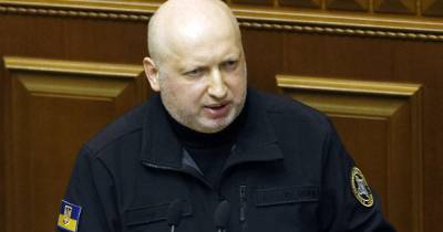 Владимир Зеленский - Петр Порошенко - Александр Турчинов - Турчинов пожаловался на ослабление армии Украины при Зеленском - ren.tv - Зеленский