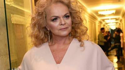 Сергей Пенкин - Лариса Долина - ОМОН арестовал опешившую Долину в ночном клубе - from-ua.com - Украина