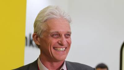 Олег Тиньков - Тиньков рассказал в Clubhouse об отношении к акциям компании Tesla - politros.com