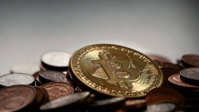 Илоной Маской - Принадлежащие компании Илона Маска биткоины подорожали на 1 млрд долларов - riafan.ru - Москва