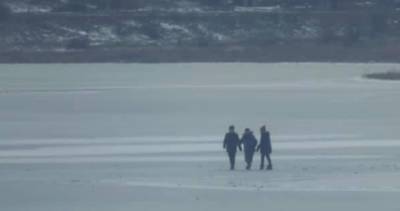 На Одесчине маленькие дети провалились под лед: "Водитель грузовика бросился на помощь, но..." - odessa.politeka.net - Одесса