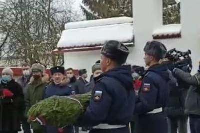 Михаил Ведерников - В Пскове проходит митинг в День памяти воинов-разведчиков - mk-pskov.ru - Псковская обл. - Псков