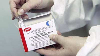 Ринат Максютов - «Вектор» получил более 45 обращений из-за рубежа по «ЭпиВакКороне» - iz.ru - Израиль
