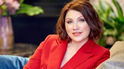 Роза Сябитова - Роза Сябитова подсказала, как выбрать идеальные подарки на 23 февраля и 8 марта - 5-tv.ru