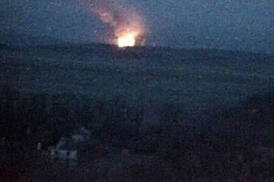 Под Донецком сгорел блиндаж военных, видео - real-vin.com - ДНР - Горловка