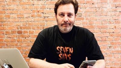 Сергей Минаев - «Вот и поговорили»: главреда Esquire Сергея Минаева забанили в Clubhouse - 5-tv.ru