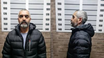Полицейские встретились с продавцом "веселящего газа" и изъяли двухлитровый баллон смеси - piter.tv - Санкт-Петербург