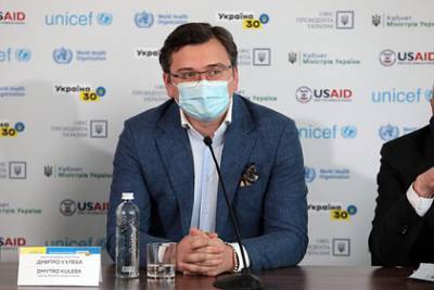 Александр Ткаченко - Дмитрий Кулеба - Украина возмутилась репрессиями против журналистов в Белоруссии - lenta.ru - Белоруссия