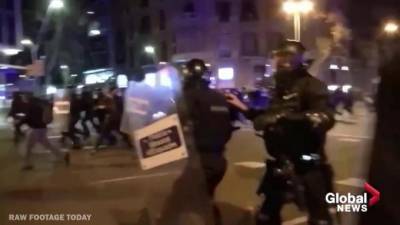 Педро Санчес - Пабло Асель - В Испании задержаны более 30 человек за участие в беспорядках - piter.tv - Испания