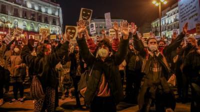 Пабло Асель - В Госдуме указали на ошибки властей Испании, которые привели к беспорядкам в стране - inforeactor.ru - Испания