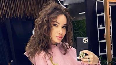 Айза Долматова - Сына Айзы Долматовой и Гуфа госпитализировали после отравления - nation-news.ru