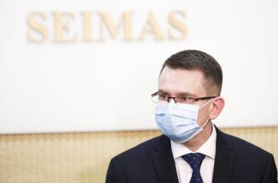 Арунас Дулькис - Глава Минздрава Литвы ушел на самоизоляцию - unn.com.ua - Киев - Литва