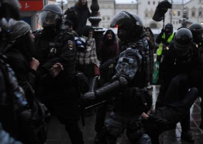 Юрий Ильин - В Петербурге прекратили дело против незрячего, задержанного на акциях протеста 31 января - znak.com - Санкт-Петербург