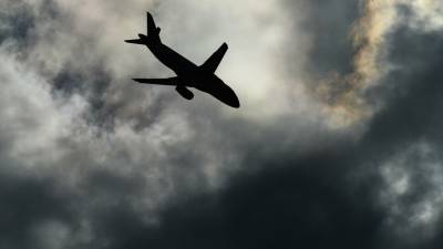Второй инцидент с Boeing за день: в Нидерландах часть двигателя самолета упала на женщину - vchaspik.ua - США - Бельгия - Нью-Йорк - Голландия