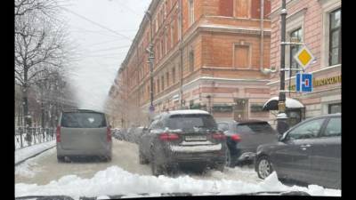 Михаил Боярский - Петербуржцы продолжают фотоохоту за парковкой машины Михаила Боярского - piter.tv - Санкт-Петербург - РСФСР