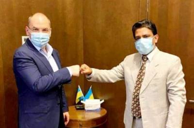Максим Степанов - Как отгружают вакцину для Украины: Степанов записал ВИДЕОролик - from-ua.com - Стамбул - Пуна - Мумбаи