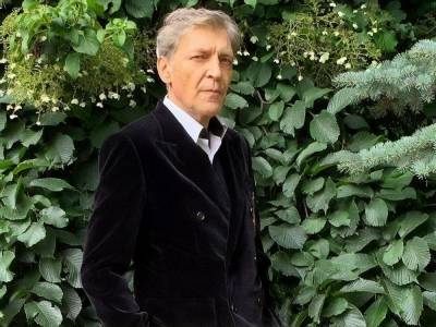 Владимир Путин - Александр Невзоров - Невзоров рассказал о всероссийской акции с надписями на рублевых купюрах: X, Y и "йло" - gordonua.com - Москва - Россия